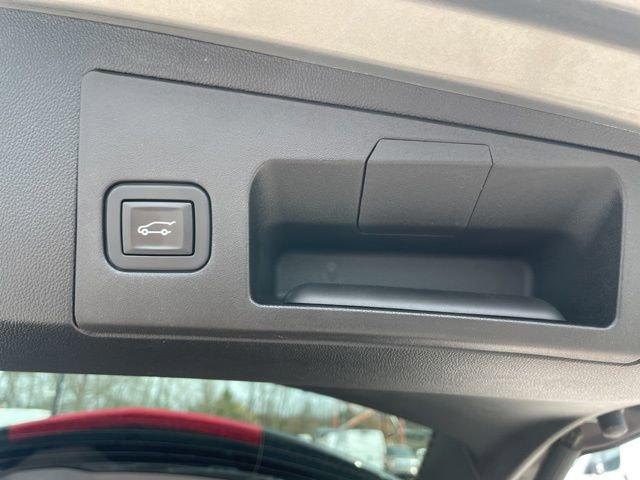 2019 Cadillac XT5 Vehicle Photo in MEDINA, OH 44256-9631
