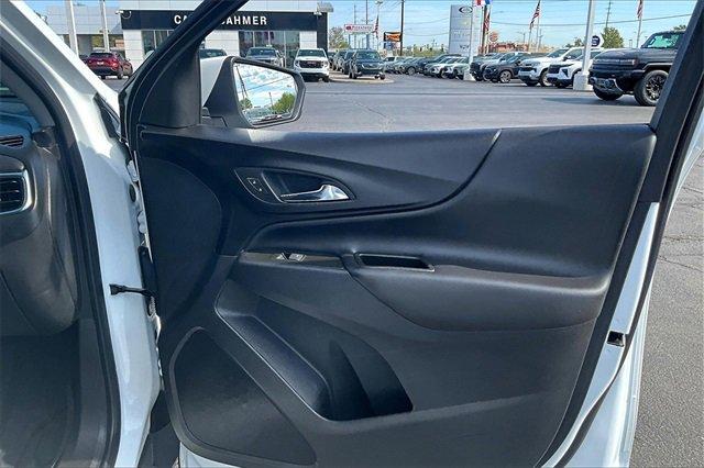 2023 Chevrolet Equinox Vehicle Photo in TOPEKA, KS 66609-0000