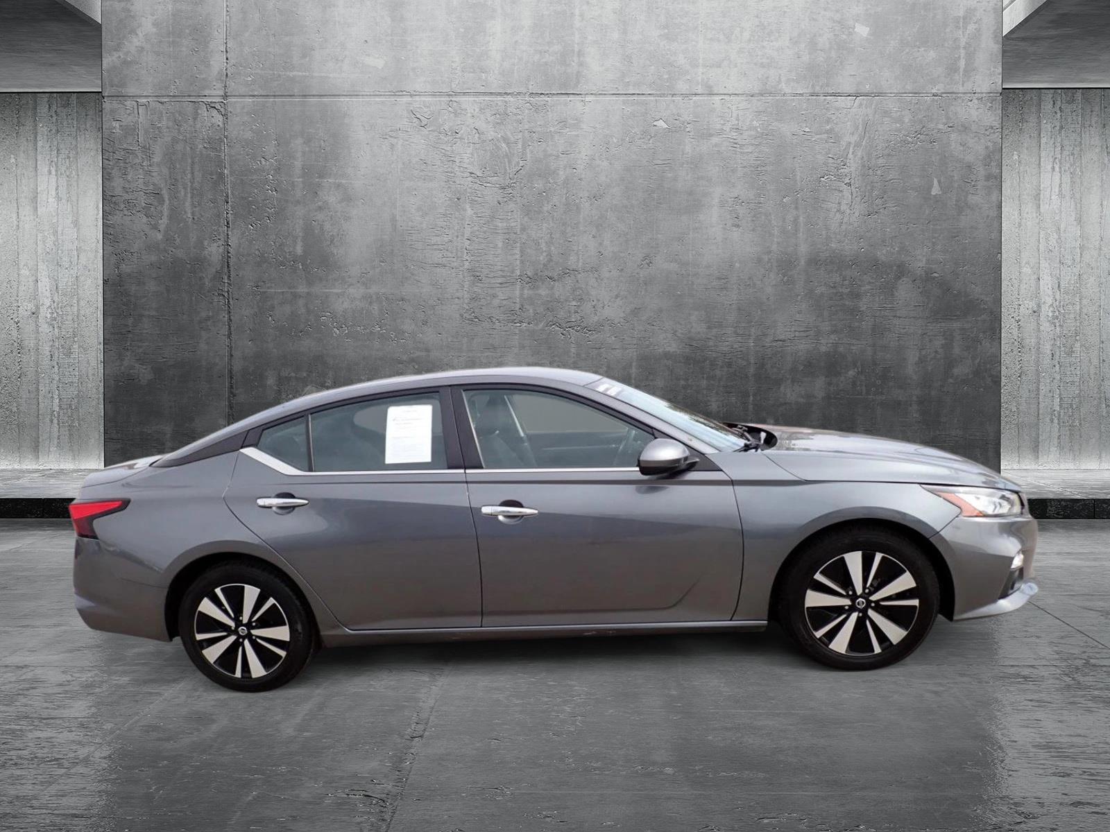 2022 Nissan Altima Vehicle Photo in DENVER, CO 80221-3610