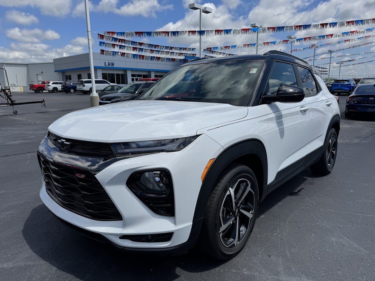2021 Chevrolet Trailblazer Vehicle Photo in BOONVILLE, IN 47601-9633