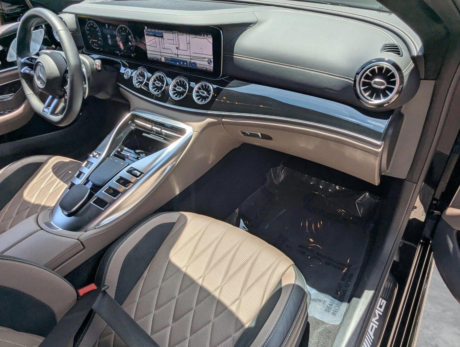 2024 Mercedes-Benz AMG GT Vehicle Photo in Delray Beach, FL 33444
