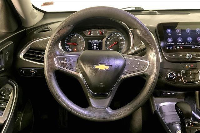 2021 Chevrolet Malibu Vehicle Photo in Lees Summit, MO 64086