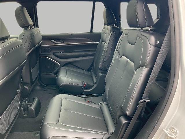 2025 Jeep Grand Cherokee L Vehicle Photo in Kaukauna, WI 54130