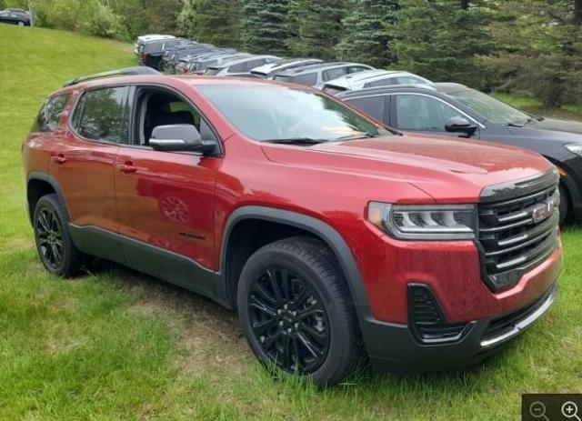 2023 GMC Acadia Vehicle Photo in NEENAH, WI 54956-2243