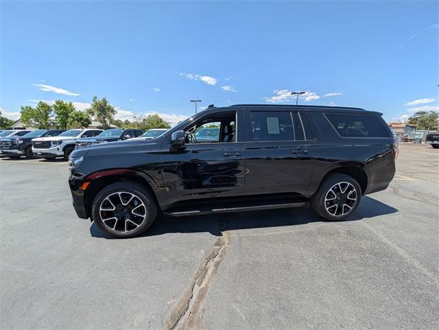 2023 Chevrolet Suburban Vehicle Photo in AURORA, CO 80012-4011