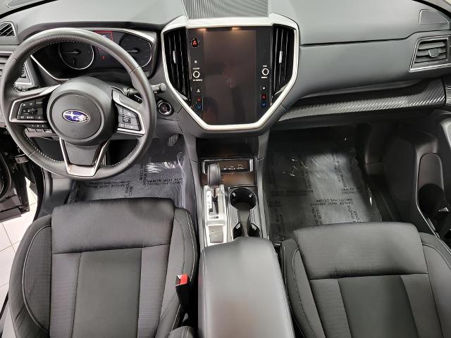 2024 Subaru Ascent Vehicle Photo in Green Bay, WI 54304