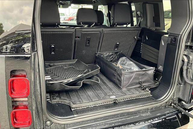 2024 Land Rover Defender Vehicle Photo in San Antonio, TX 78230