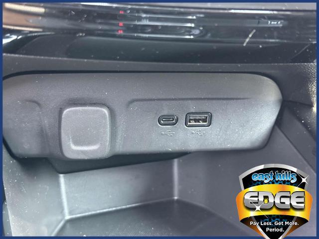 2024 Chevrolet Trax Vehicle Photo in Roslyn, NY 11576