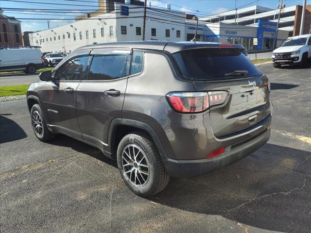 2018 Jeep Compass Vehicle Photo in INDIANA, PA 15701-1897