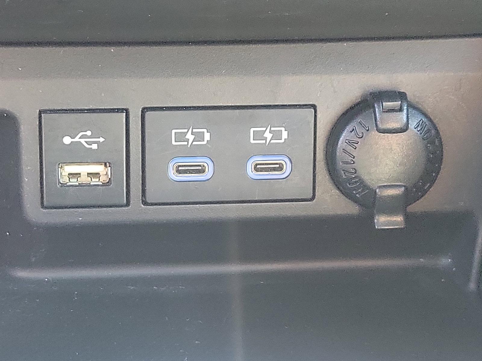2022 Toyota Highlander Vehicle Photo in Trevose, PA 19053