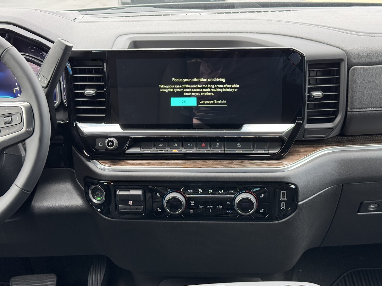 2025 Chevrolet Silverado 1500 Vehicle Photo in BOONVILLE, IN 47601-9633