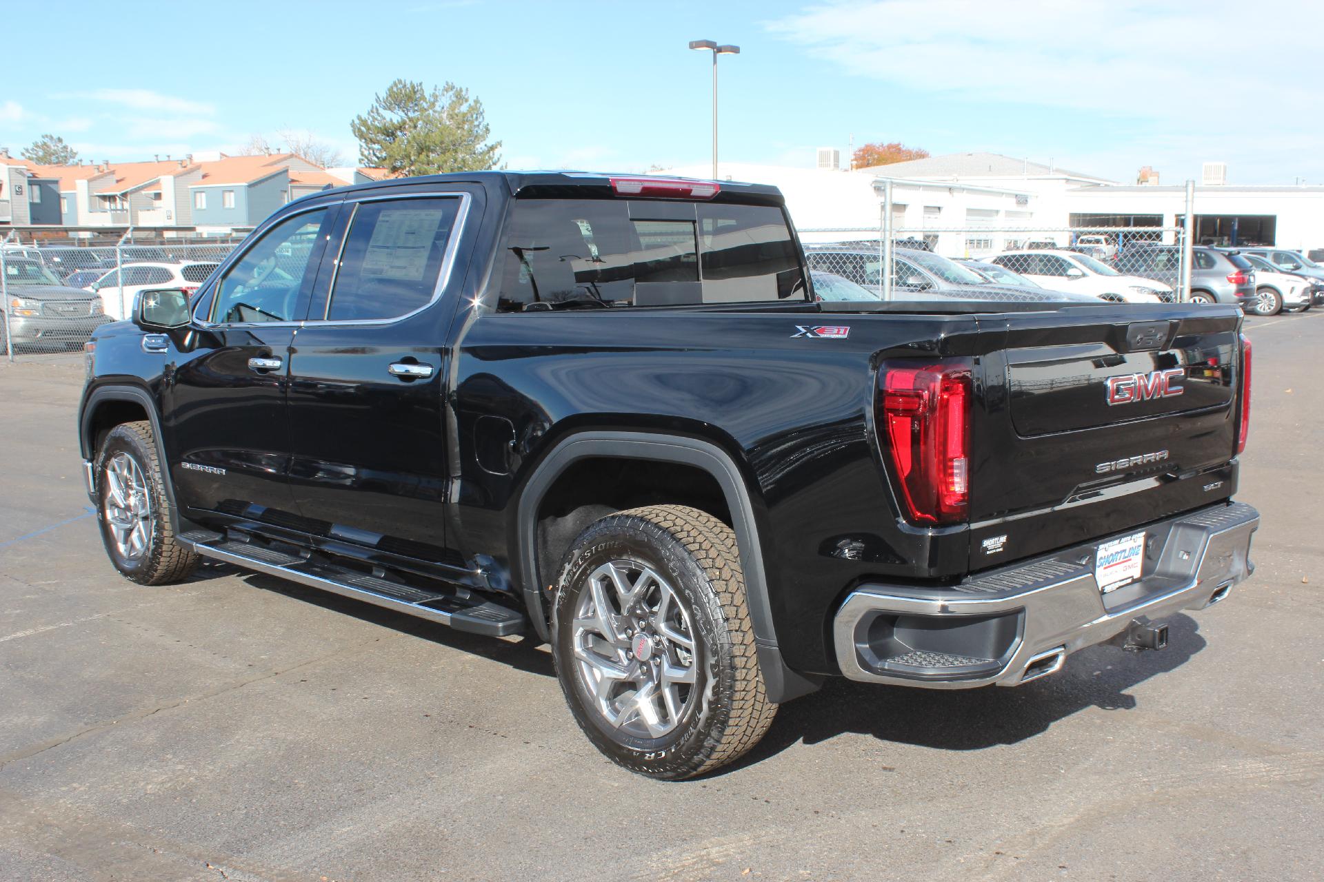 2025 GMC Sierra 1500 Vehicle Photo in AURORA, CO 80012-4011