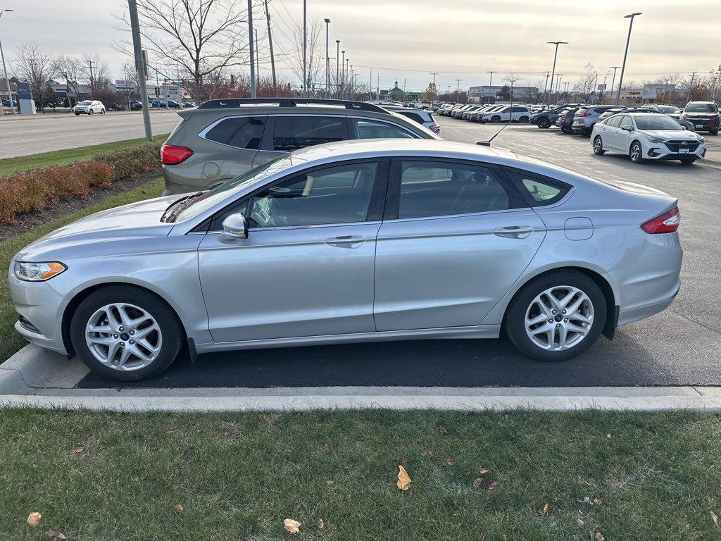 2016 Ford Fusion Vehicle Photo in Saint Charles, IL 60174