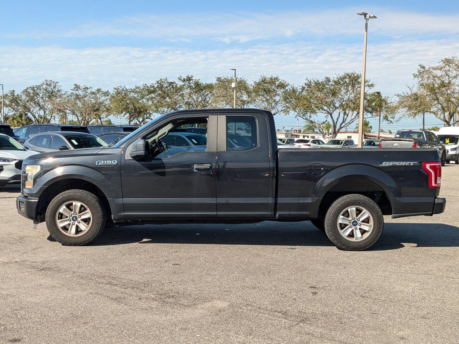 2015 Ford F-150 Vehicle Photo in St. Petersburg, FL 33713