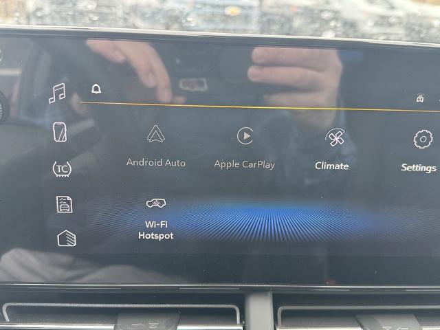 2025 Chevrolet Trax Vehicle Photo in GARDNER, MA 01440-3110