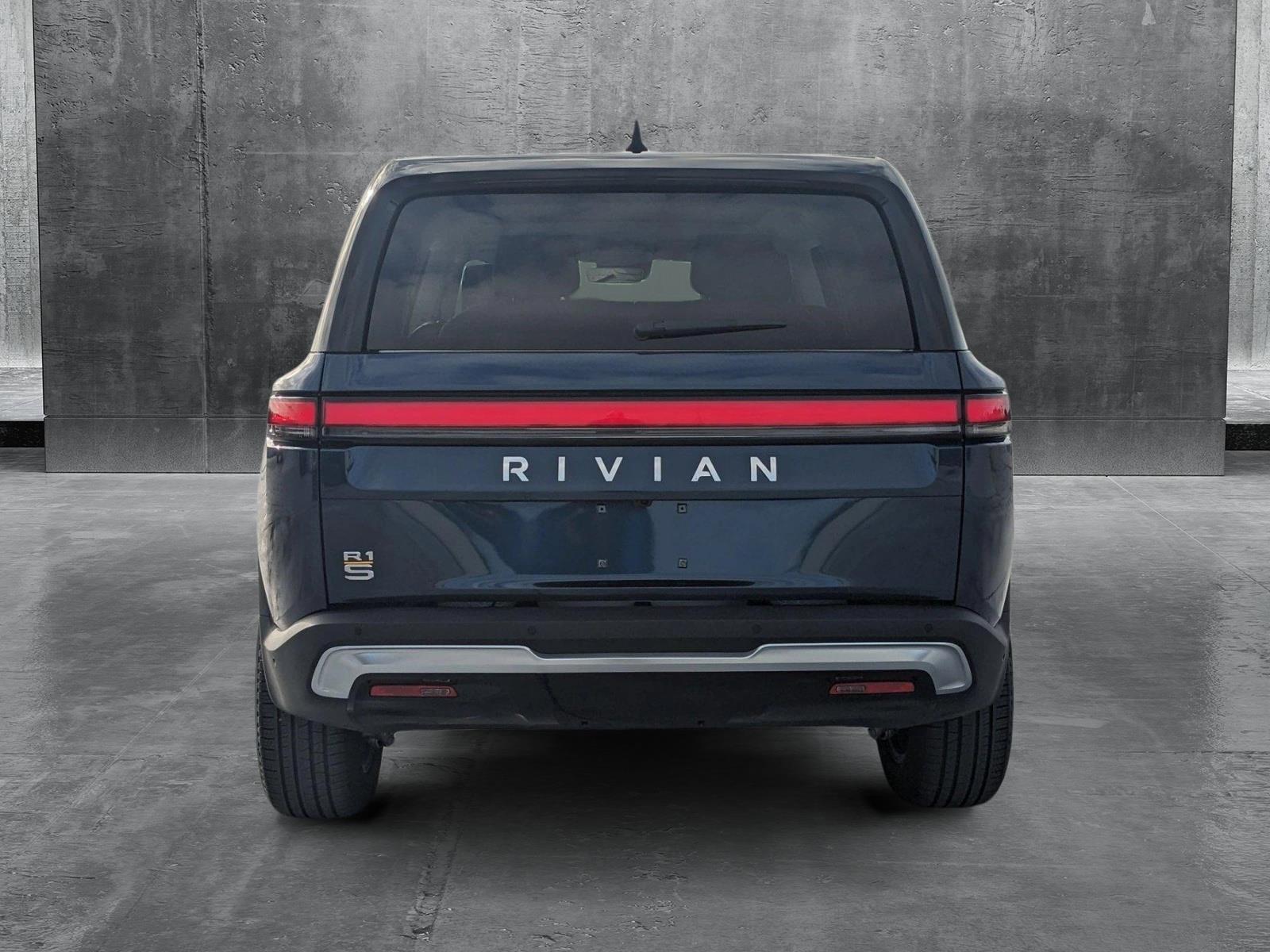 2023 Rivian R1S Vehicle Photo in WEST PALM BEACH, FL 33407-3296