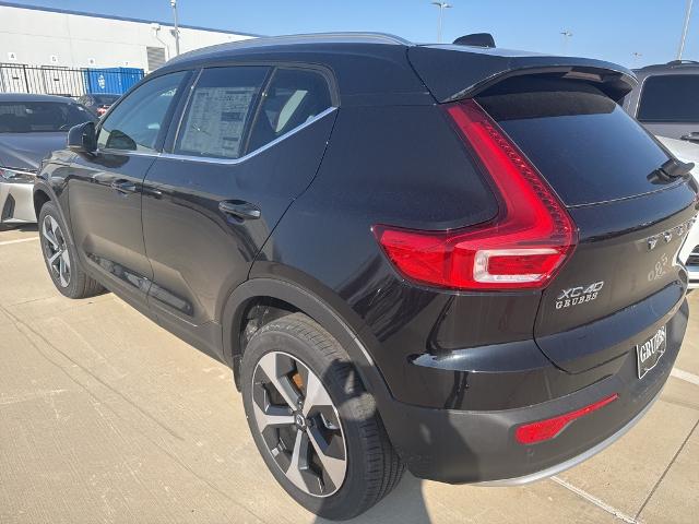 2025 Volvo XC40 Vehicle Photo in Grapevine, TX 76051