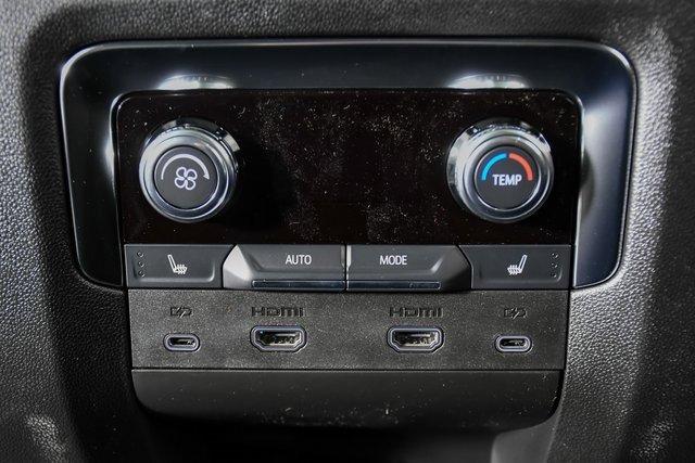 2025 GMC Yukon XL Vehicle Photo in PUYALLUP, WA 98371-4149