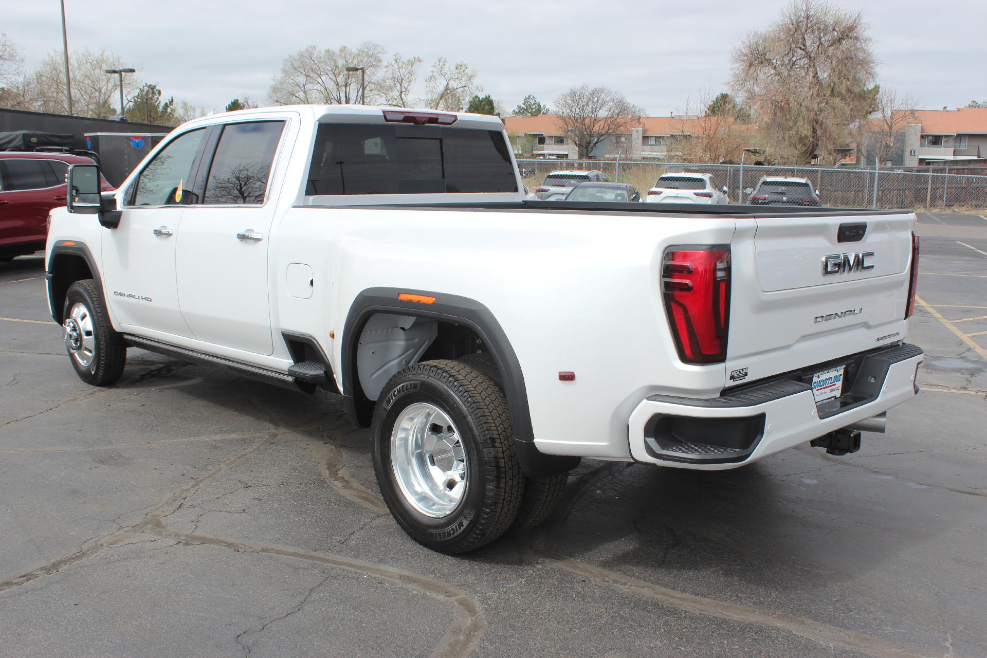 2025 GMC Sierra 3500 HD Vehicle Photo in AURORA, CO 80012-4011