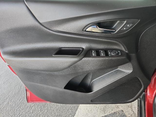 2021 Chevrolet Equinox Vehicle Photo in HAYS, KS 67601-1994