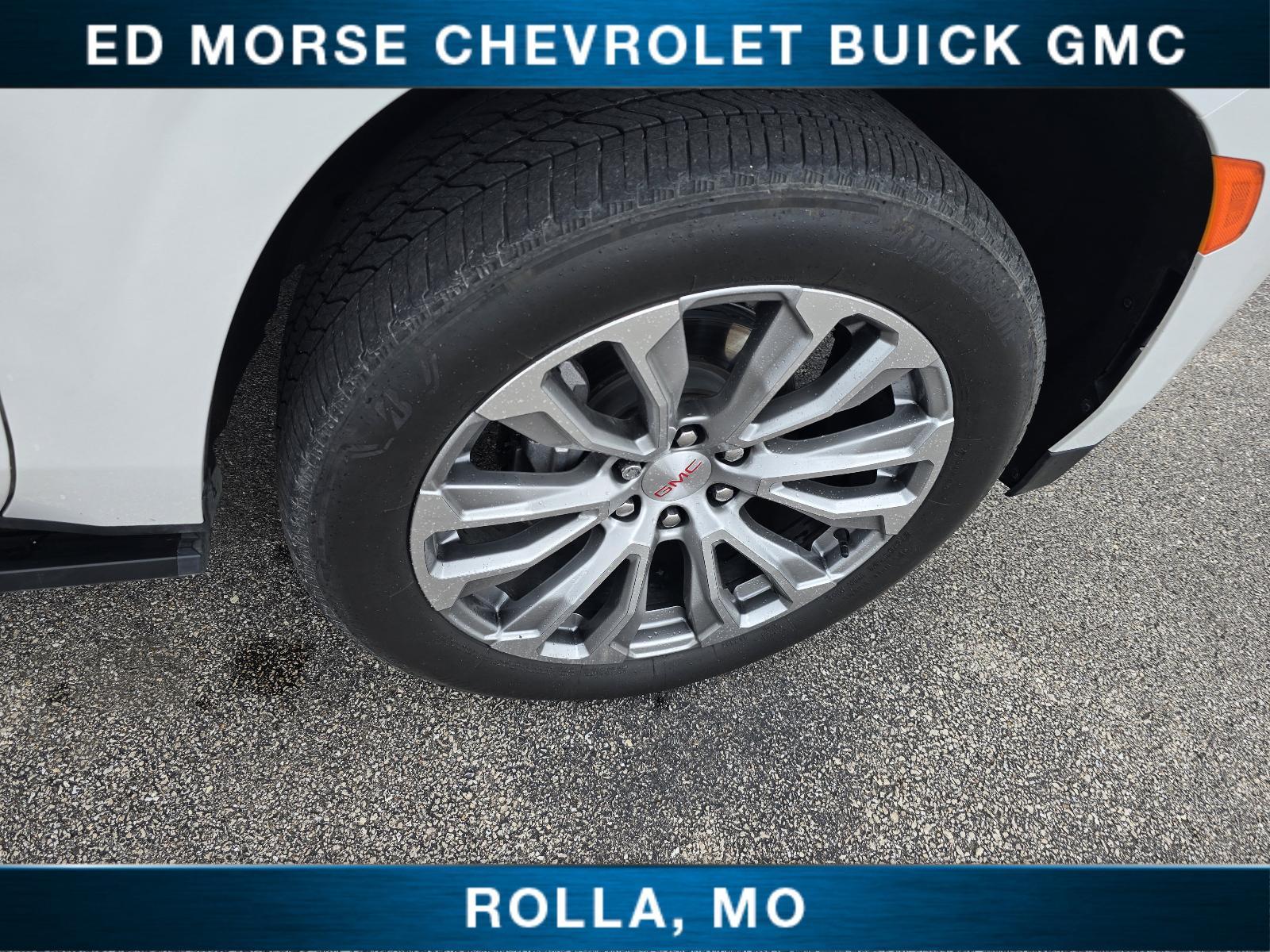 2022 GMC Yukon XL Vehicle Photo in Rolla, MO 65401