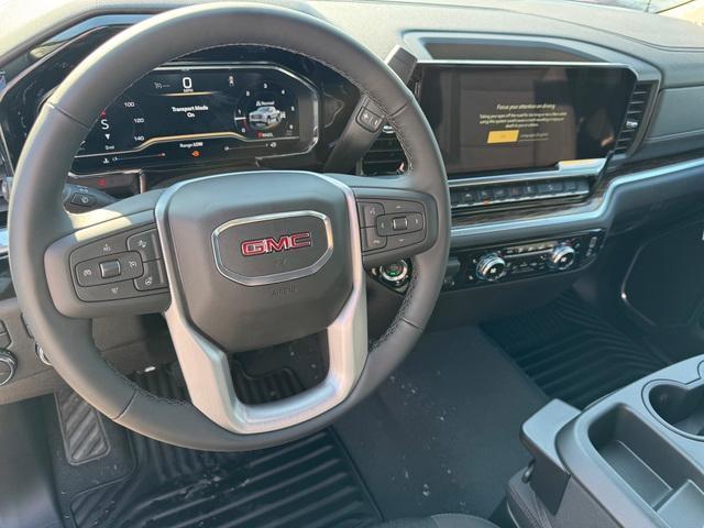2025 GMC Sierra 1500 Vehicle Photo in LOWELL, MA 01852-4336