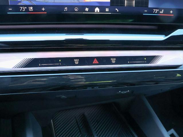 2024 BMW 540i xDrive Vehicle Photo in Dallas, TX 75209