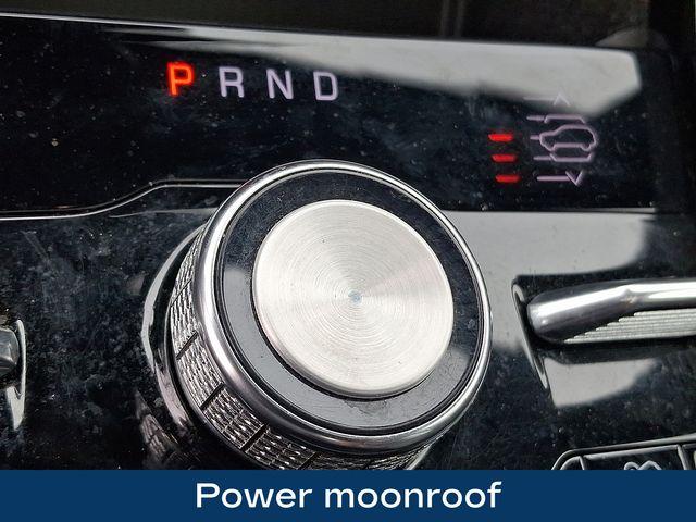 2022 Jeep Grand Cherokee L Vehicle Photo in DANBURY, CT 06810-5034