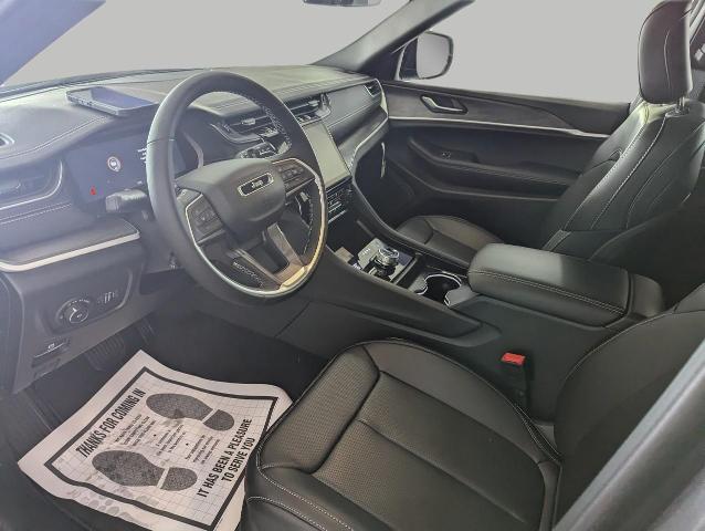 2025 Jeep Grand Cherokee L Vehicle Photo in Oshkosh, WI 54901