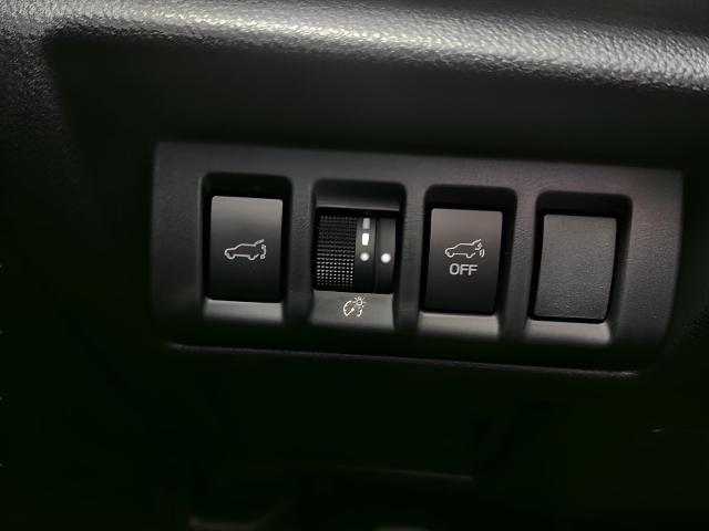 2025 Subaru Outback Vehicle Photo in Green Bay, WI 54304