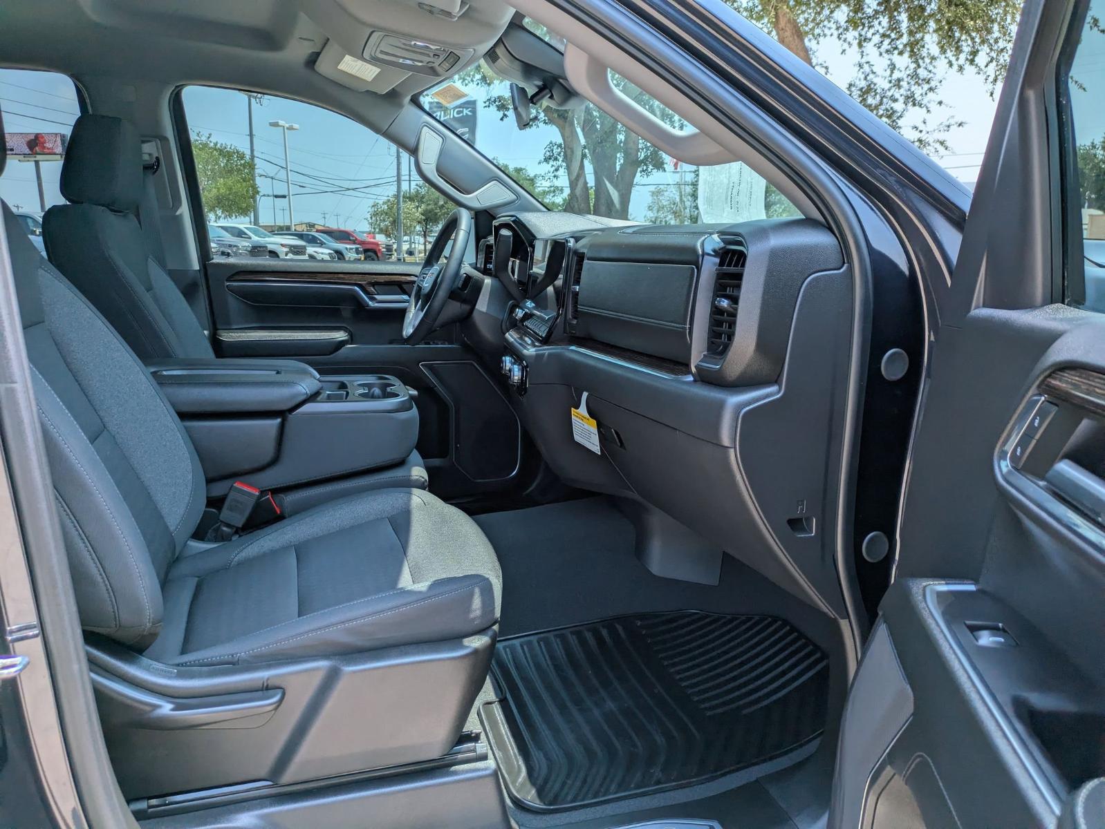 2024 GMC Sierra 1500 Vehicle Photo in SELMA, TX 78154-1460