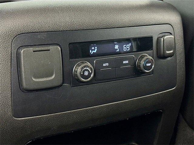 2015 Chevrolet Suburban Vehicle Photo in PUYALLUP, WA 98371-4149