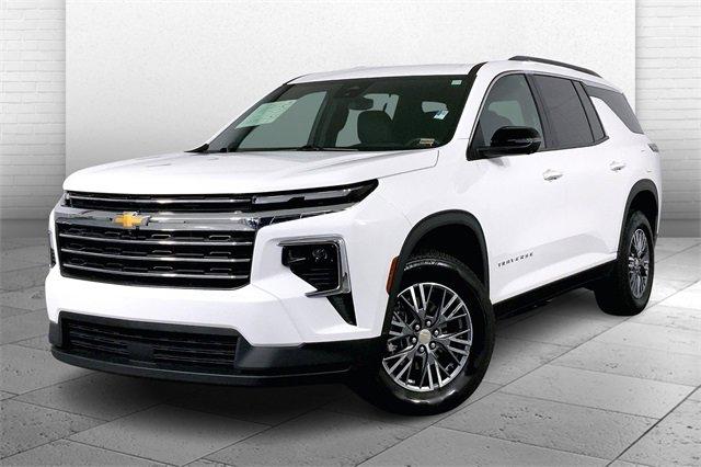 2024 Chevrolet Traverse Vehicle Photo in KANSAS CITY, MO 64114-4502