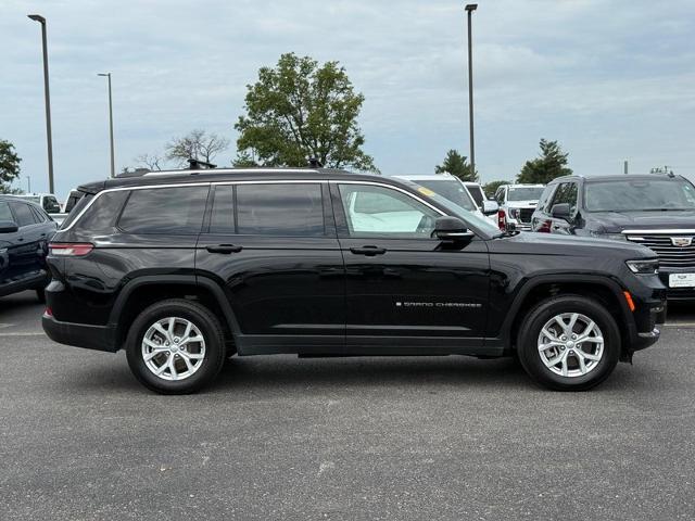2023 Jeep Grand Cherokee L Vehicle Photo in COLUMBIA, MO 65203-3903
