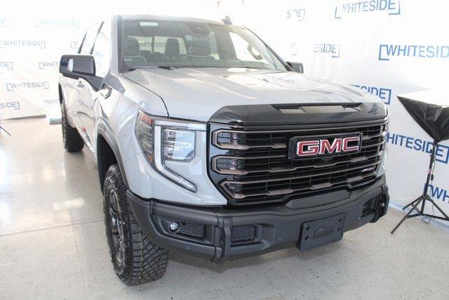 2024 GMC Sierra 1500 Vehicle Photo in SAINT CLAIRSVILLE, OH 43950-8512