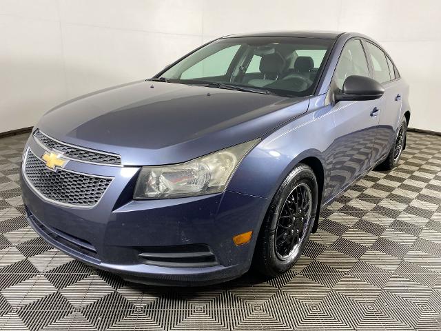 2013 Chevrolet Cruze Vehicle Photo in ALLIANCE, OH 44601-4622