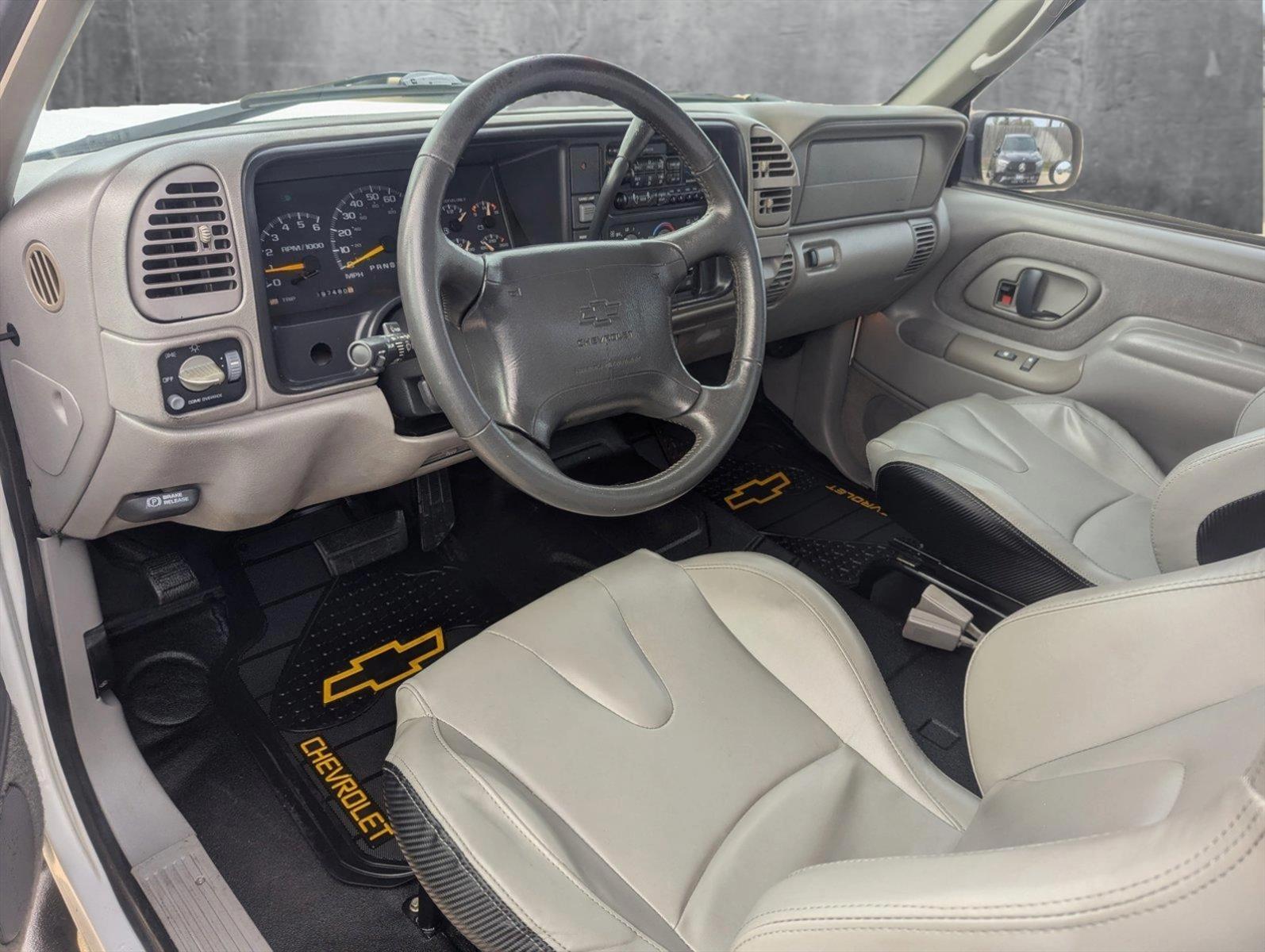 1997 Chevrolet C/K 1500 Vehicle Photo in CORPUS CHRISTI, TX 78412-4902