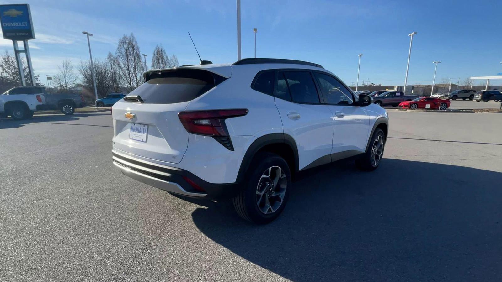2025 Chevrolet Trax Vehicle Photo in BENTONVILLE, AR 72712-4322
