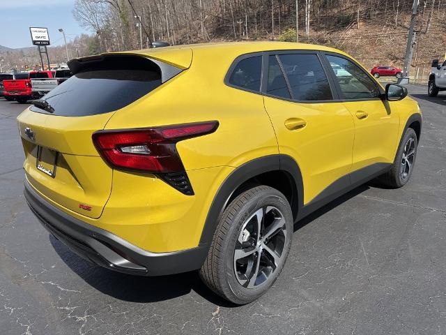 2025 Chevrolet Trax Vehicle Photo in MARION, NC 28752-6372