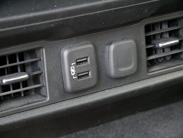 2020 Chevrolet Silverado 1500 Vehicle Photo in MAPLEWOOD, MN 55119-4794