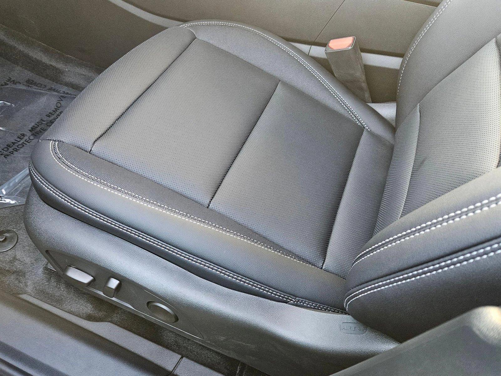 2025 Chevrolet Blazer EV Vehicle Photo in GREENACRES, FL 33463-3207
