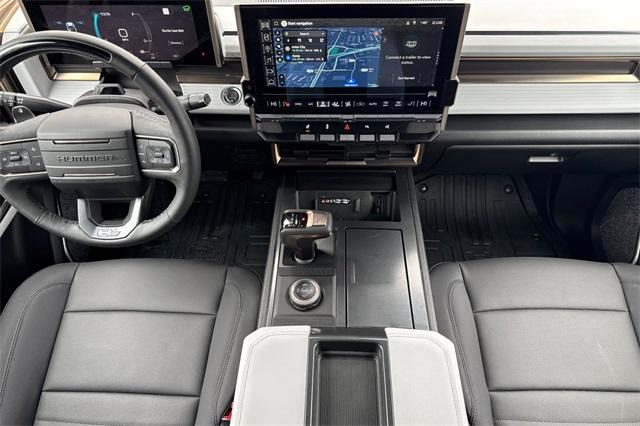 2025 GMC HUMMER EV SUV Vehicle Photo in ELK GROVE, CA 95757-8703