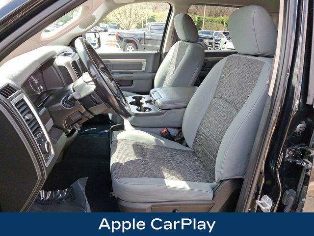 2019 Ram 1500 Classic Vehicle Photo in DANBURY, CT 06810-5034