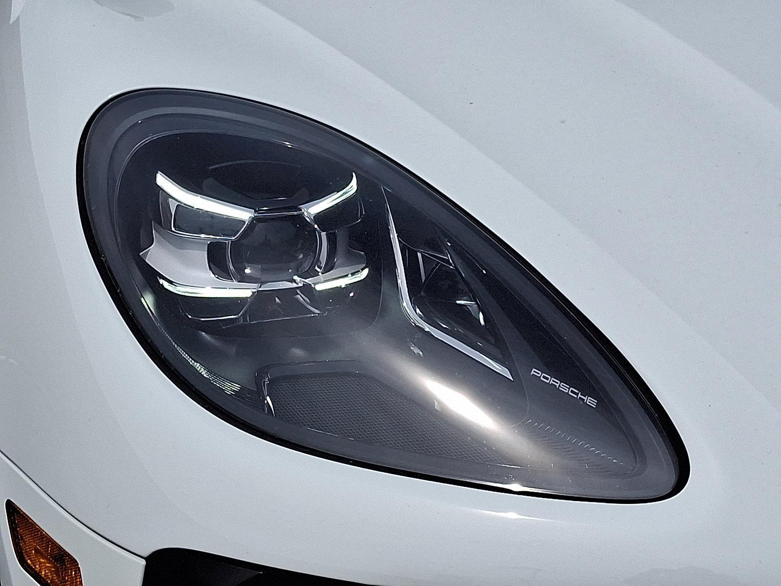 2020 Porsche Macan Vehicle Photo in Lancaster, PA 17601