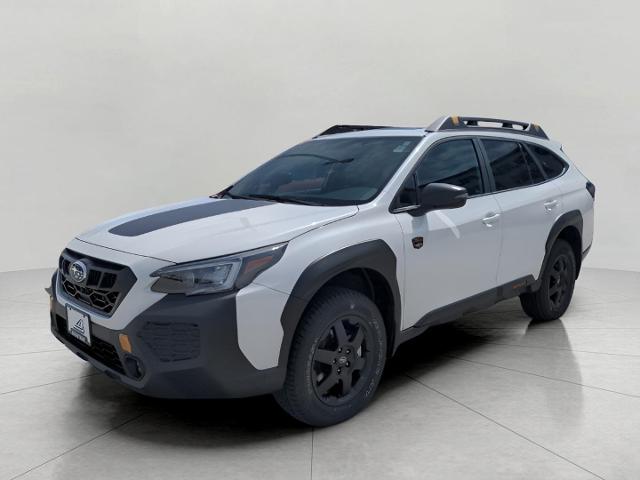 2025 Subaru Outback Vehicle Photo in Green Bay, WI 54304