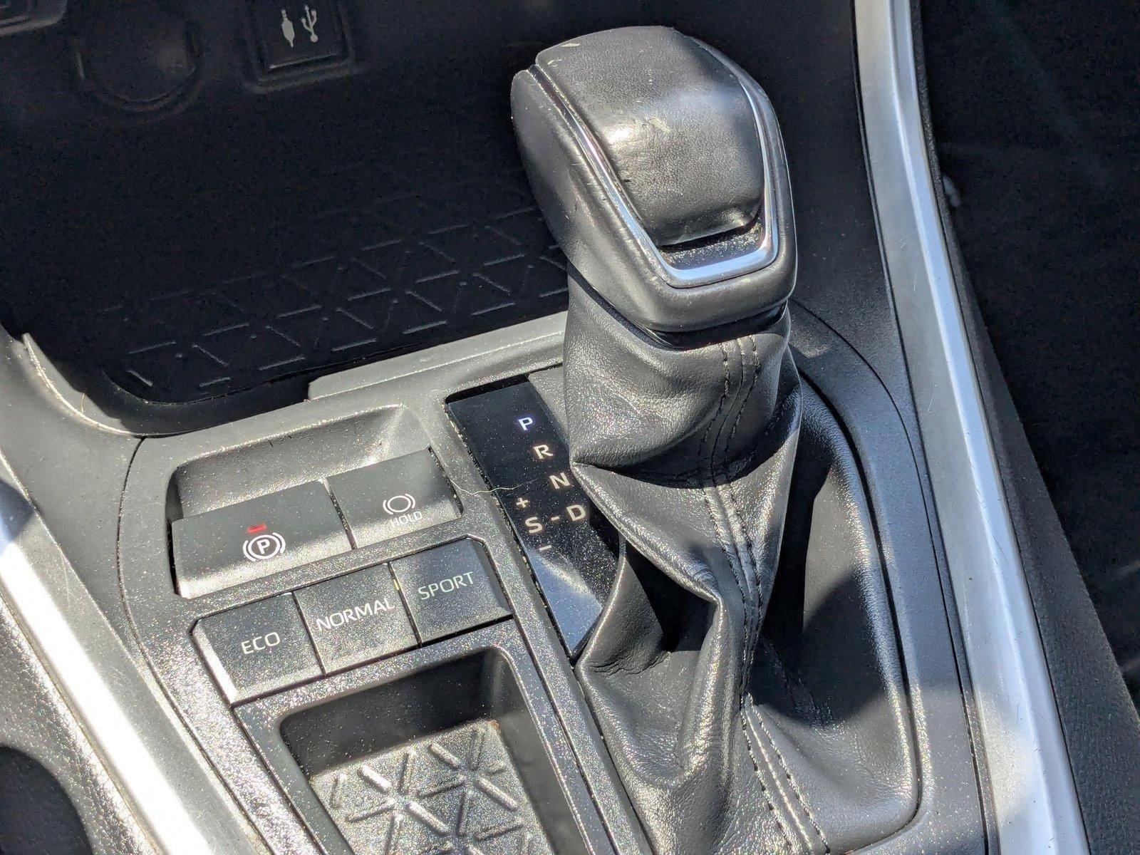 2019 Toyota RAV4 Vehicle Photo in Panama City, FL 32401