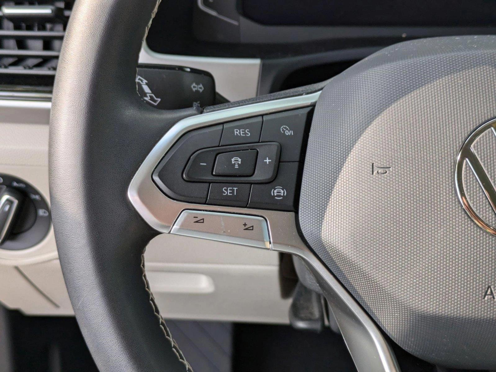 2023 Volkswagen Atlas Vehicle Photo in Tampa, FL 33614