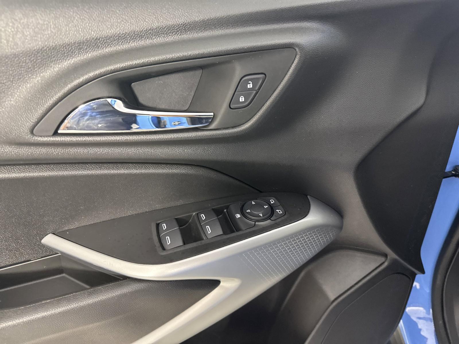 2024 Chevrolet Trax Vehicle Photo in GEORGETOWN, TX 78626-7508