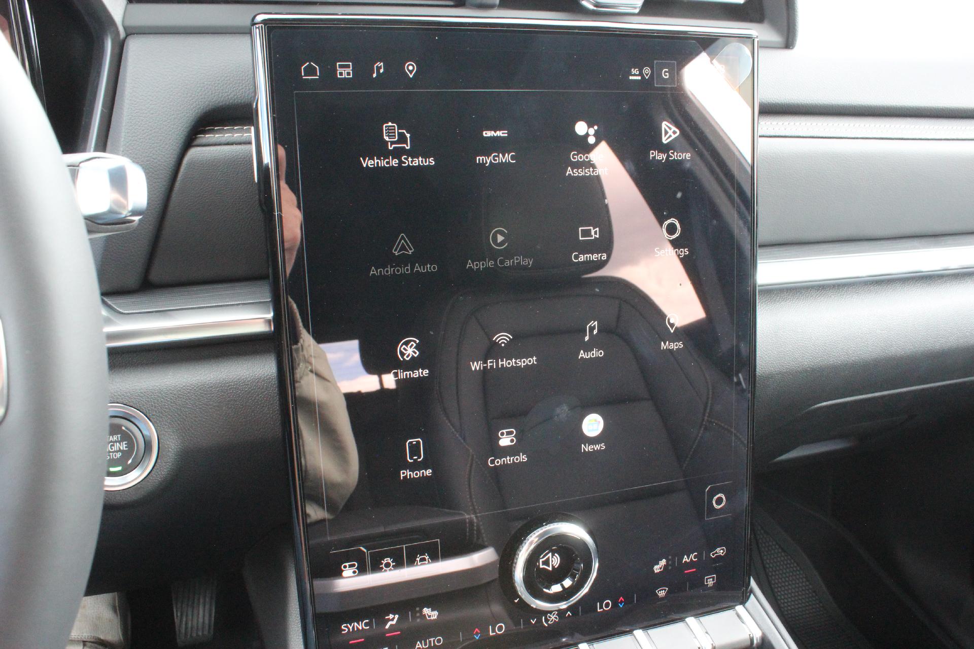 2026 GMC Terrain Vehicle Photo in AURORA, CO 80012-4011