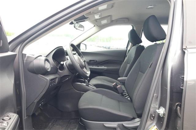 2025 Nissan Kicks Play Vehicle Photo in Hazelwood, MO 63042